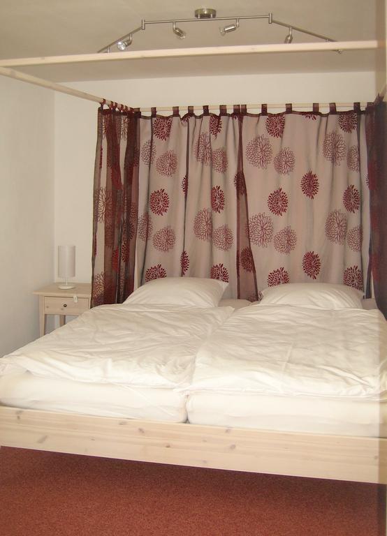 Gaestehaus Am Sonnenfeld Sommeri Δωμάτιο φωτογραφία